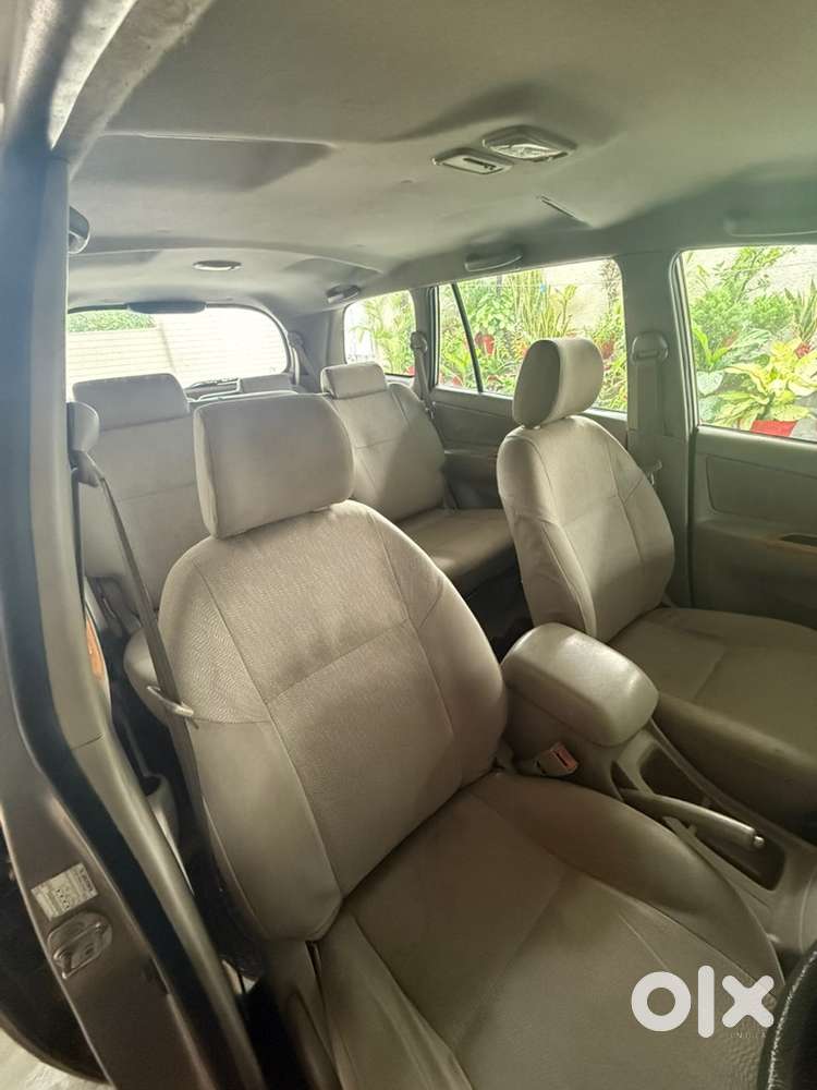 Toyota Innova 2.5 2010