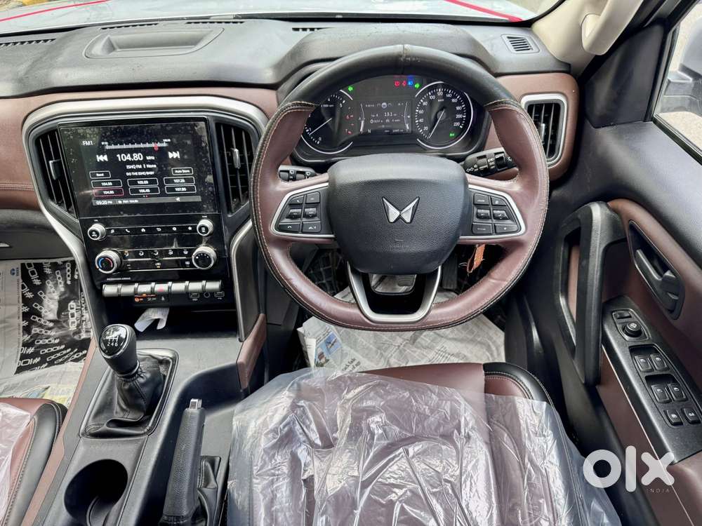 Mahindra Scorpio N Z4 Petrol Mt 7 Str, 2024, Petrol
