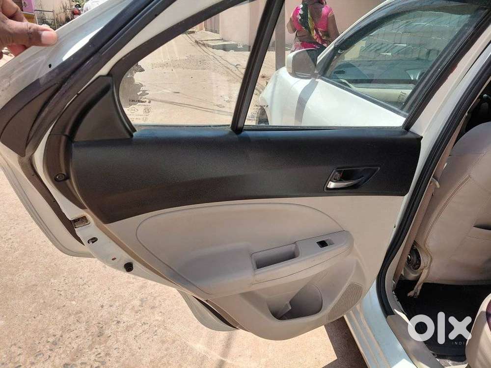 Maruti Suzuki Swift Dzire Vxi 1.2, 2018, Lpg