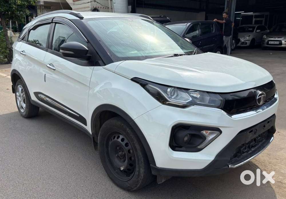 Tata Nexon 1.2 Revotron Xm (s), 2022, Diesel