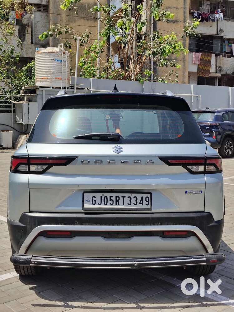 Maruti Suzuki Brezza 1.5 Zxi Smart Hybrid Dual Tone, 2023, Petrol