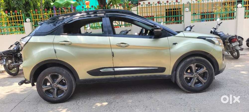 Tata Nexon 1.2 Revotron Xza Plus Dualtone, 2022, Petrol
