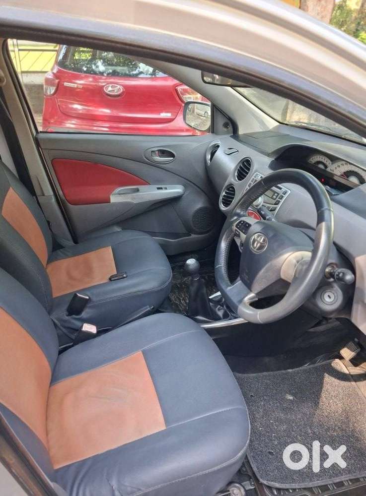Toyota Etios Vx Xclusive, 2011, Petrol