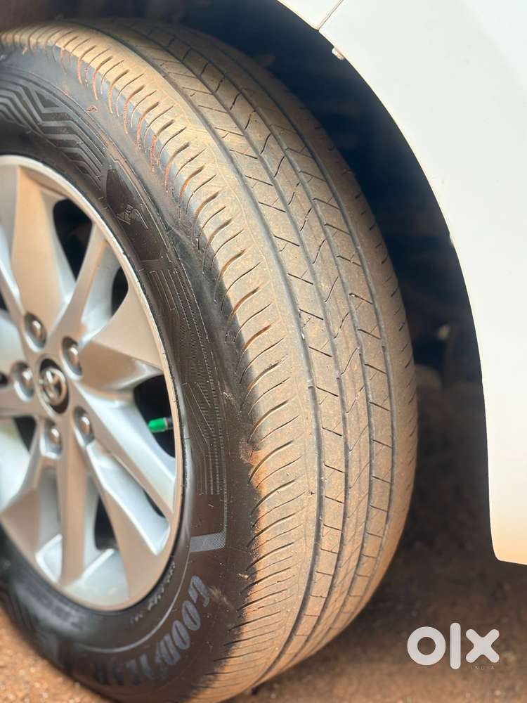 Toyota Innova Crysta 2.4 G Mt 8s, 2017, Diesel