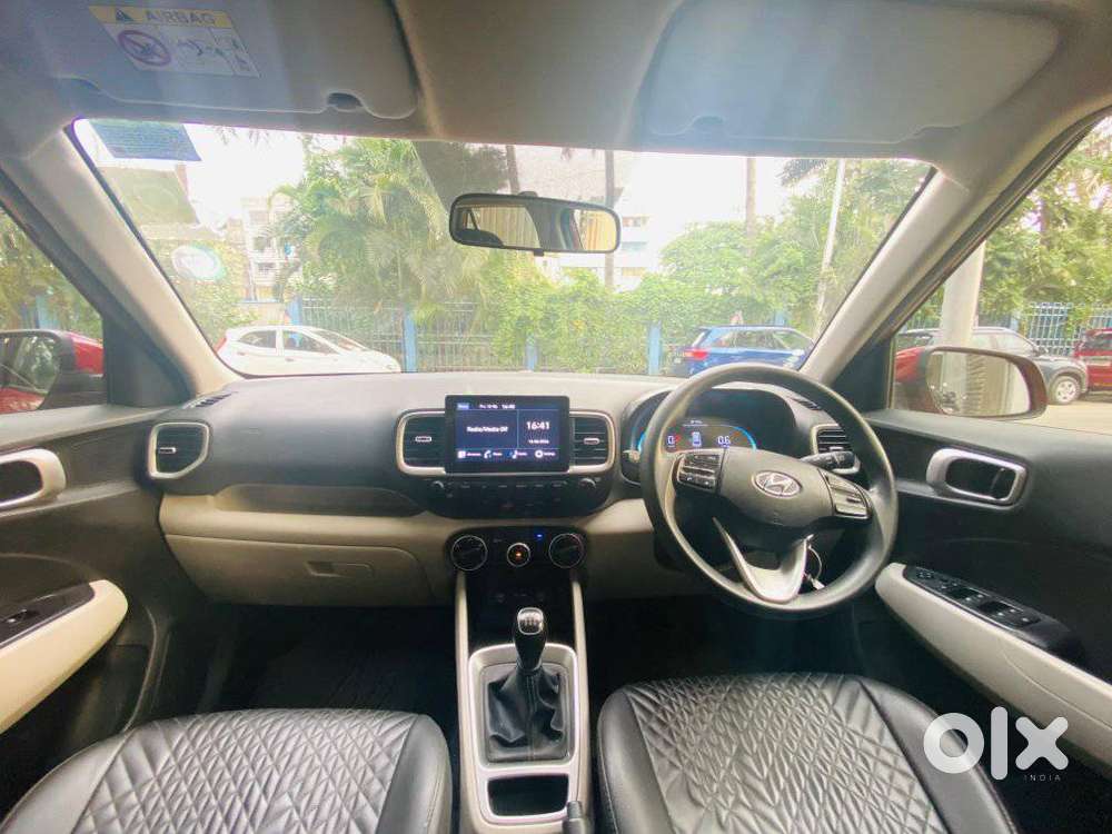 Hyundai Venue S 1.2 Petrol, 2022, Petrol