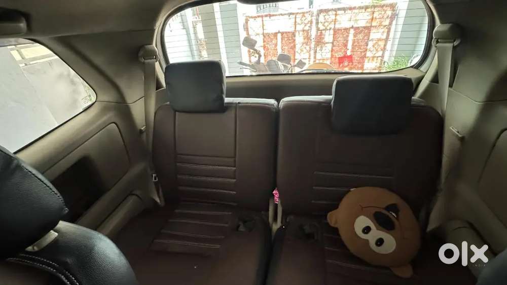 Toyota Innova 2.5 V 2012