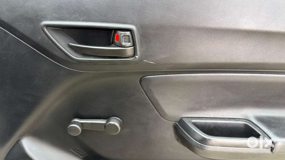 Maruti Suzuki Swift Vvt Lxi, 2023, Petrol