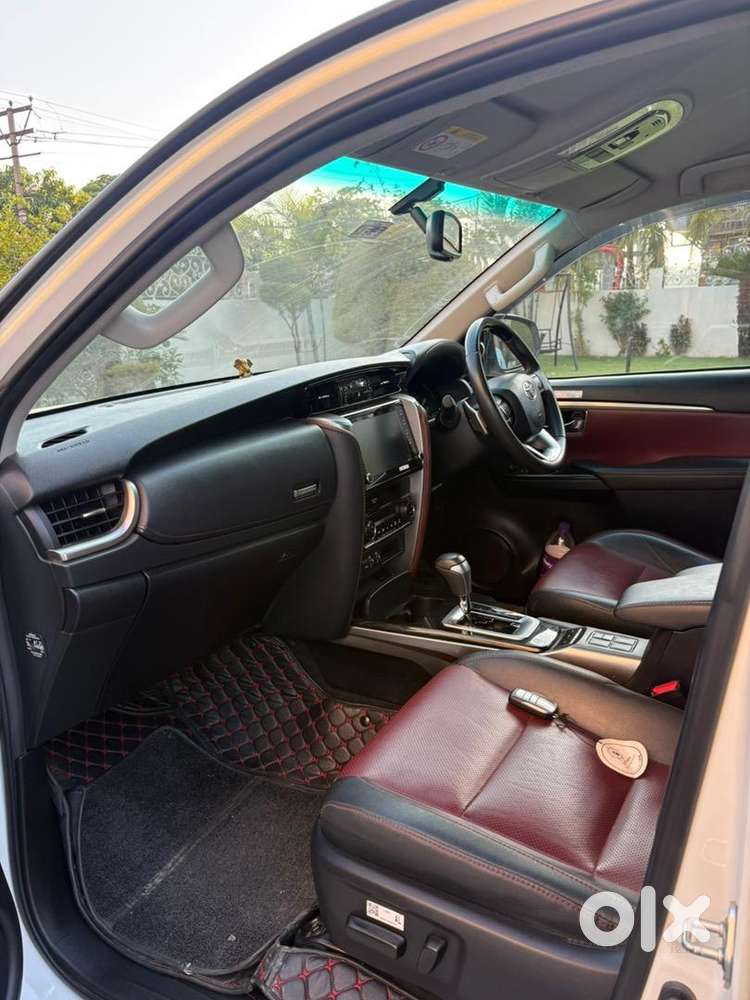 Toyota Fortuner Legender+ Diesel Automatic 2024
