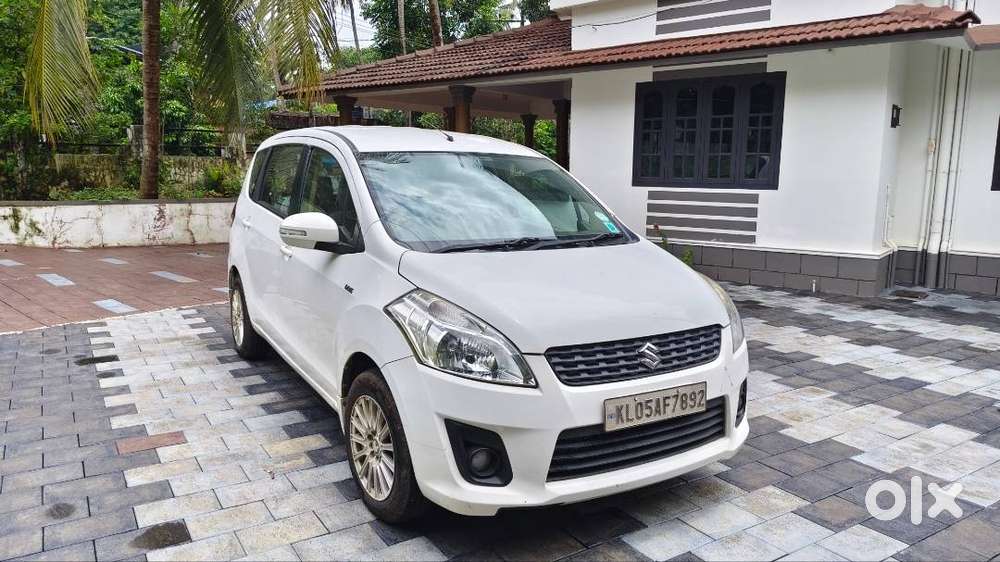 Maruti Suzuki Ertiga 2012