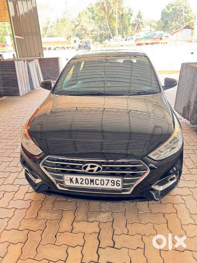 Hyundai Verna 2018 Diesel 199900 Km Driven