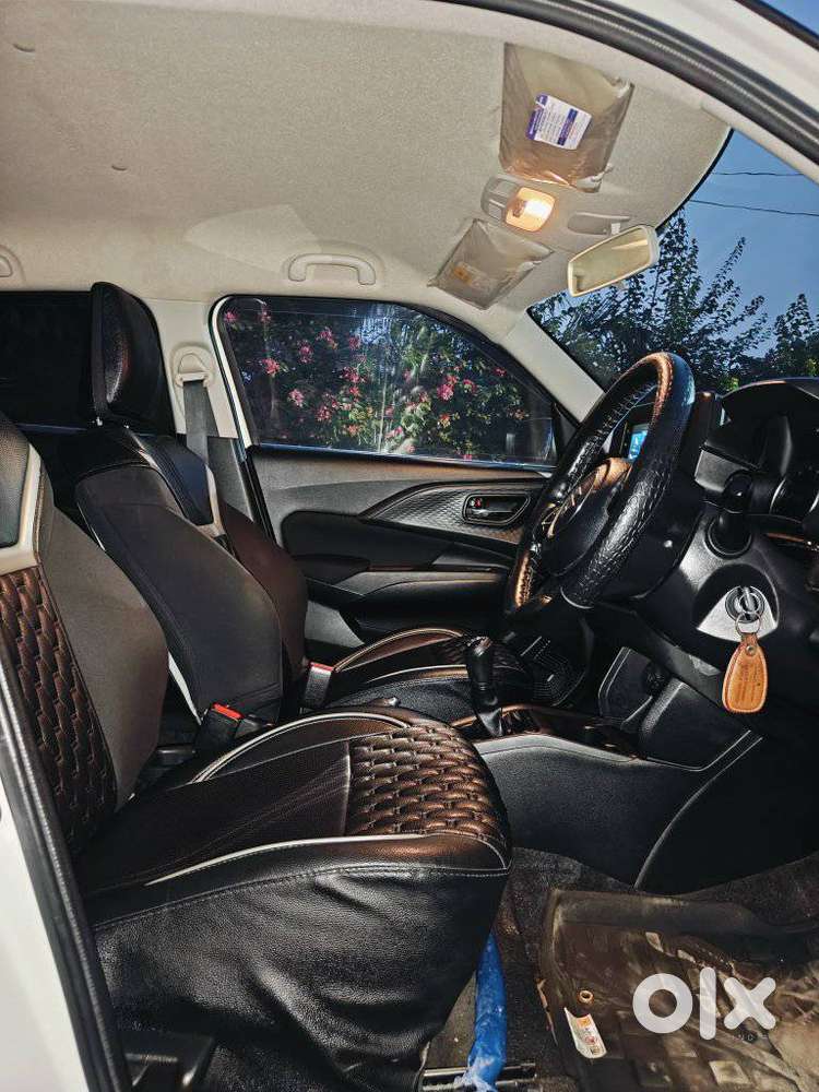 Maruti Suzuki Swift 1.2 Vxi (o), 2024, Petrol