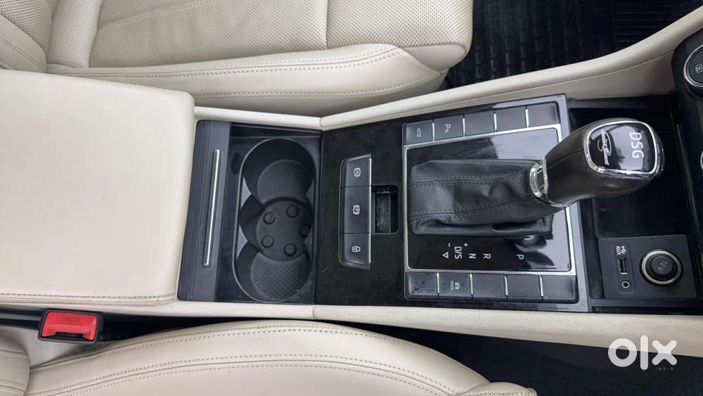 Skoda Superb Lk 1.8 Tsi At, 2016, Petrol