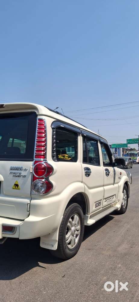 Mahindra Scorpio 2009-2014 Vlx 4wd Abs At Bsiii, 2013, Diesel