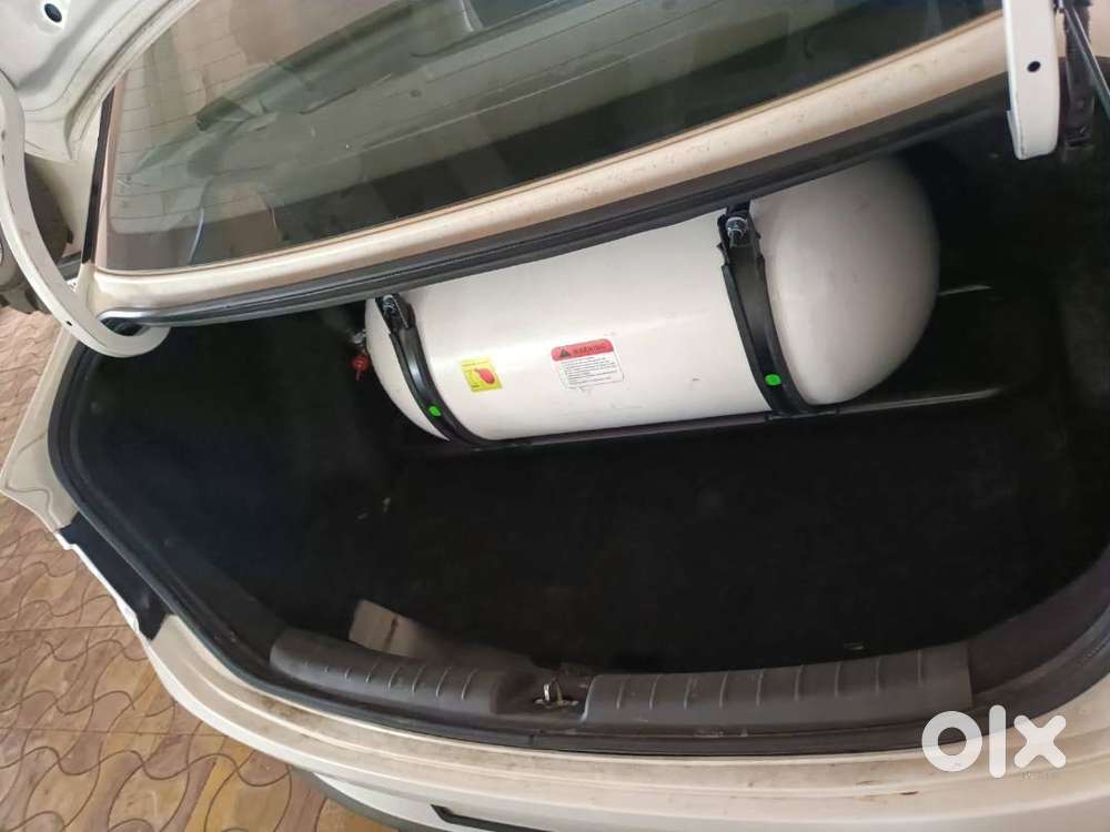 Hyundai Aura 2022 Cng