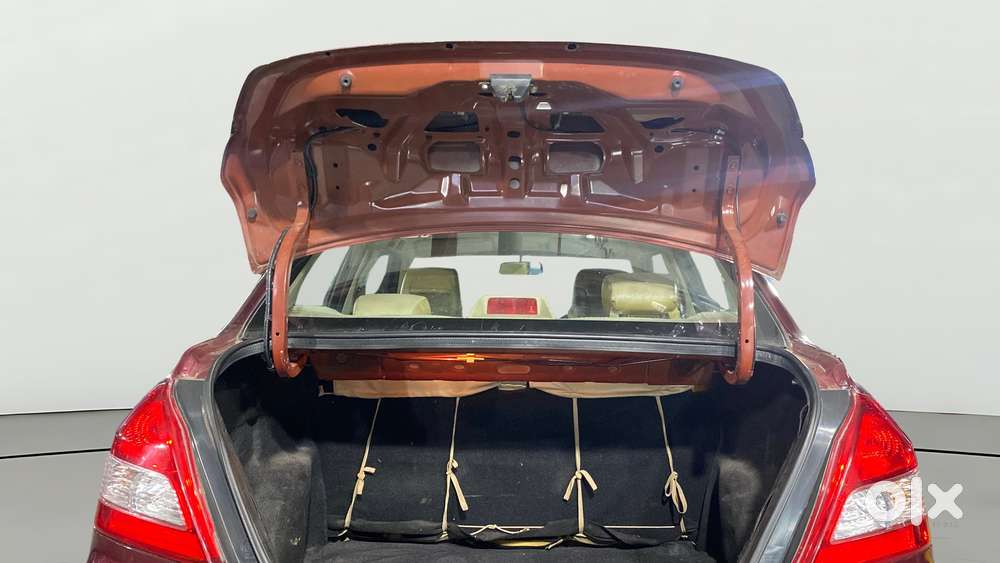 Maruti Suzuki Swift Dzire 1.2 Vxi Bsiv, 2016, Petrol