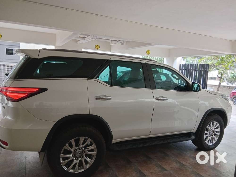 Toyota Fortuner Sportivo 4x4 Mt, 2021, Diesel