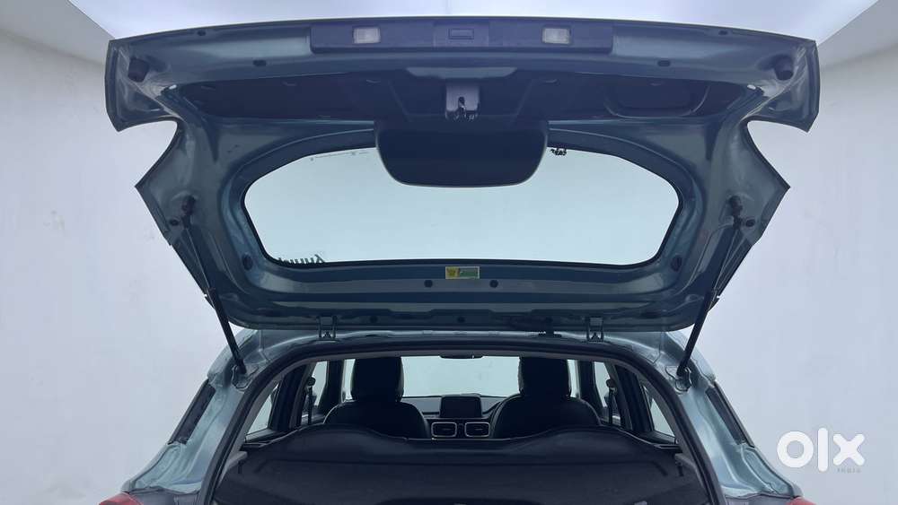 Tata Punch Accomplished Dazzle Sunroof Cng, 2023, Cng & Hybrids