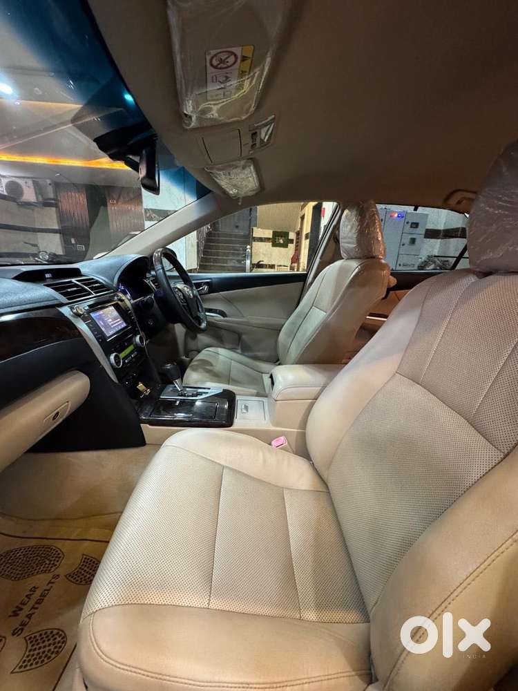 Toyota Camry 2.5l Automatic, 2014, Cng & Hybrids