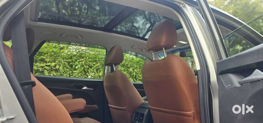 Mg Hector Plus, 2022, Petrol