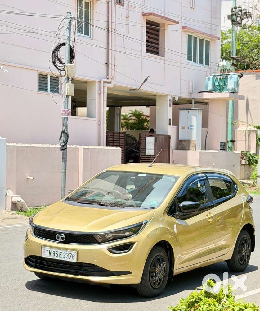 Tata Altroz 1.2 Xe, 2021, Petrol