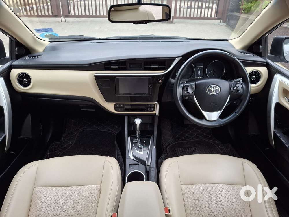 Toyota Corolla Altis 1.8 G Cvt, 2017, Petrol