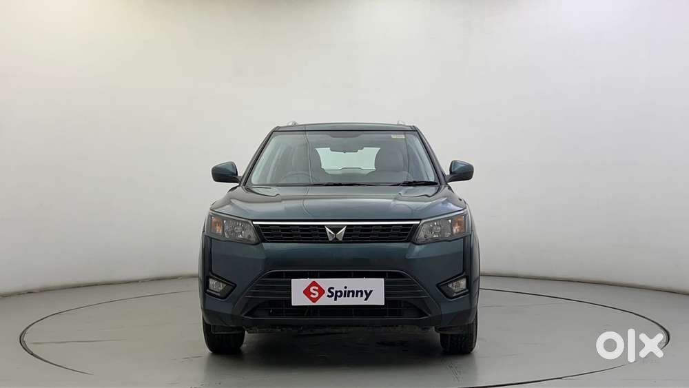 Mahindra Xuv300 W4, 2023, Petrol