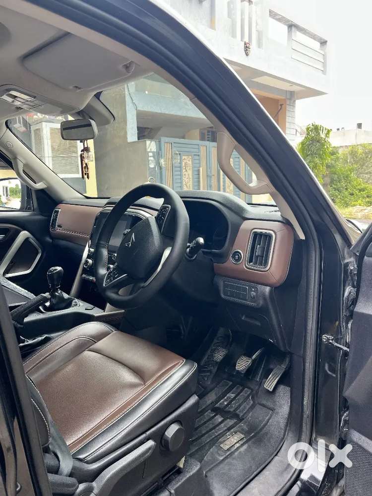Mahindra Scorpio N Z8 Sunroof Diesel 2024