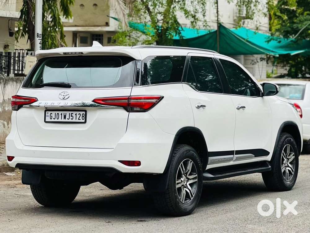 Toyota Fortuner 4x2 At 2.8 Diesel, 2022, Diesel