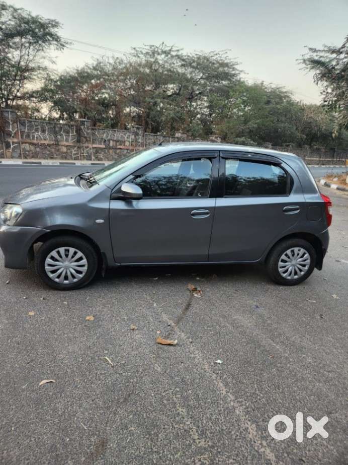 Toyota Etios Liva G Exclusive, 2013, Petrol
