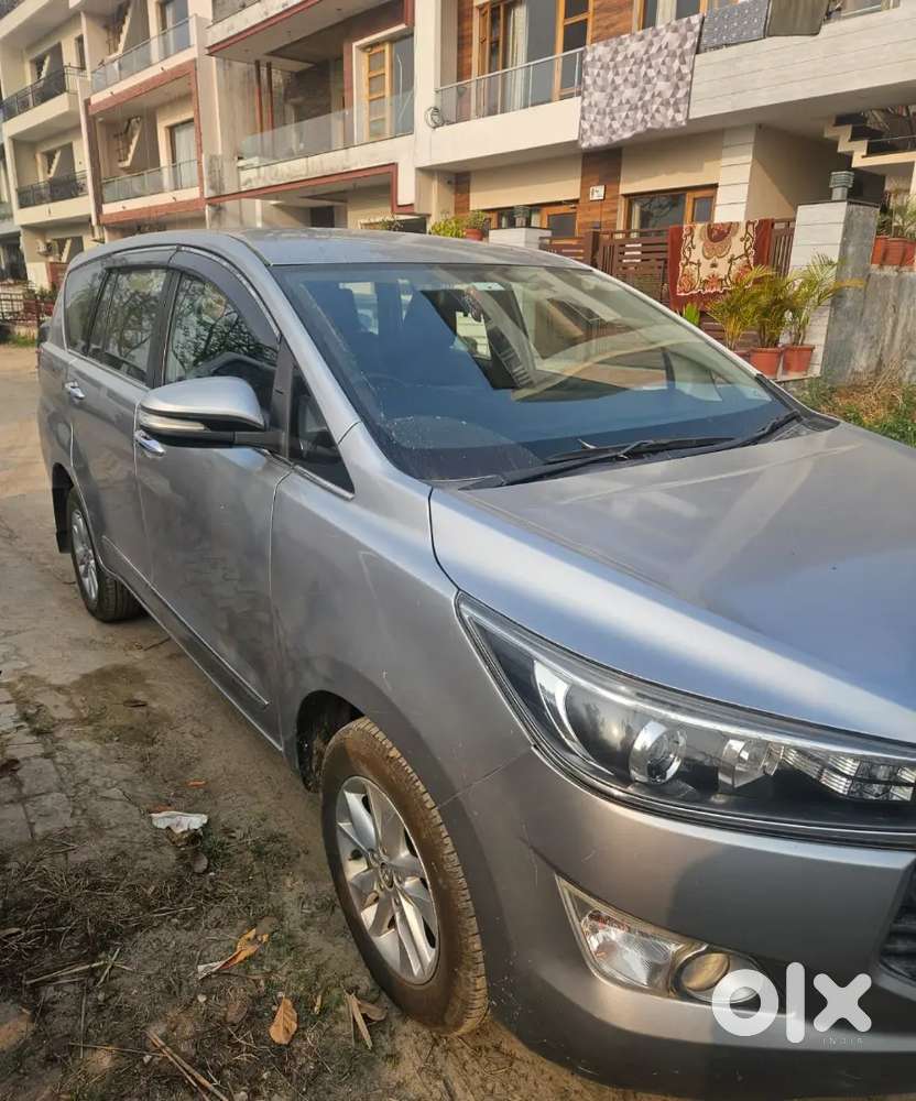 Toyota Innova Crysta 2017