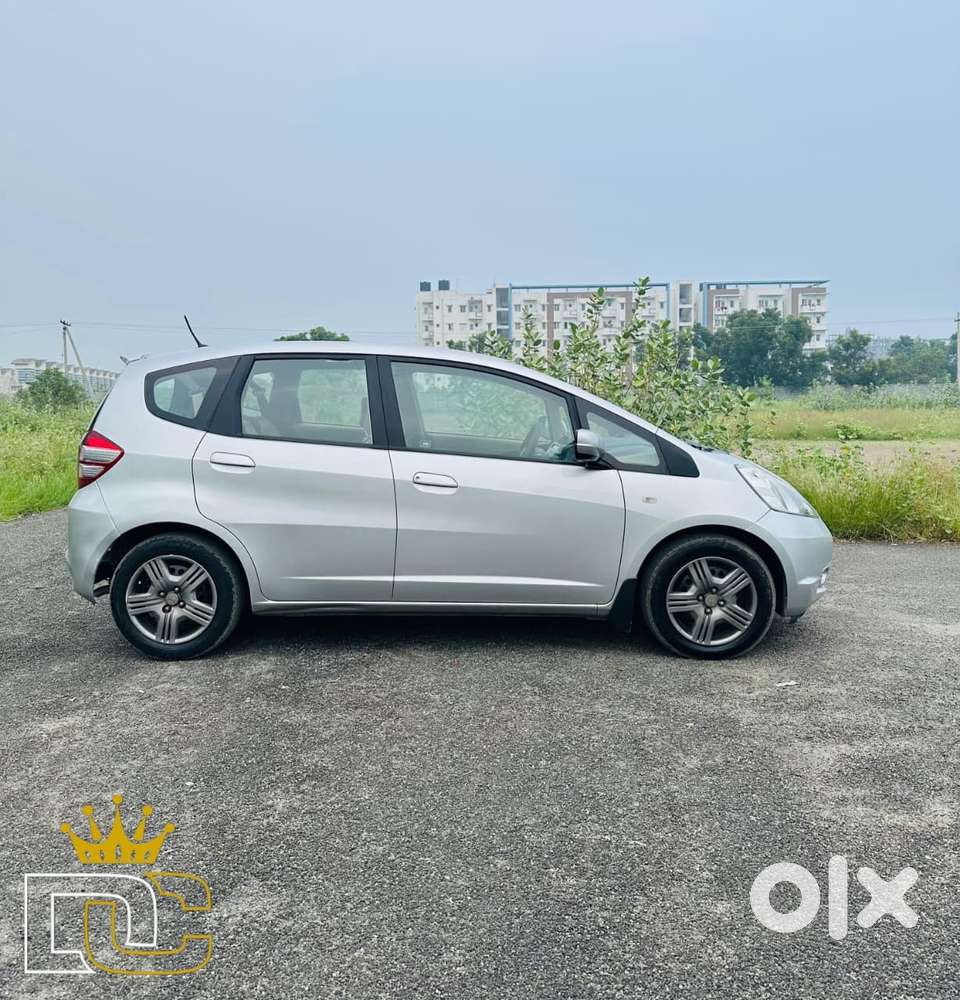 Honda Jazz V Mt Privilege, 2010, Petrol