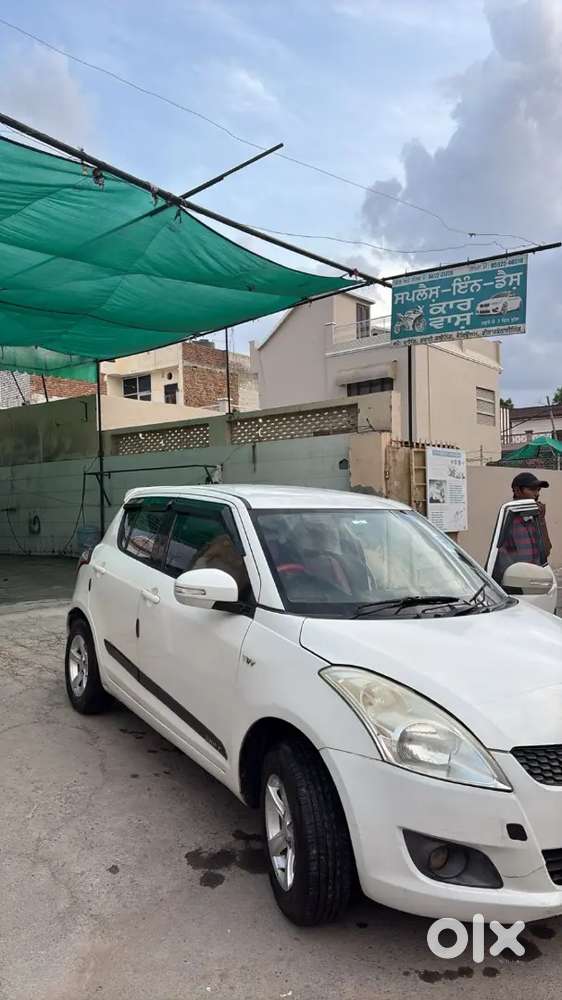 Swift 2013 Vxi Petrol +cng