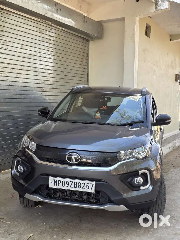 Tata Nexon 2022 Petrol 25400 Km Driven