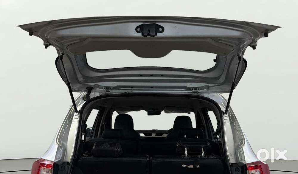 Renault Triber Rxz Easy-r Amt, 2023, Petrol
