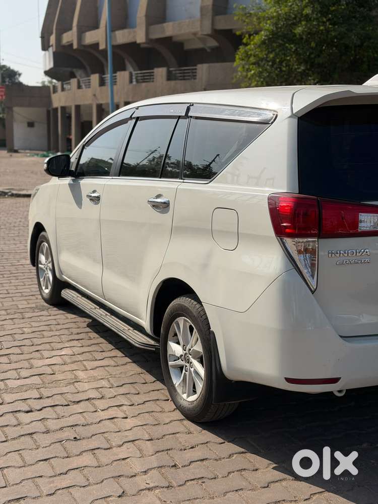 Toyota Innova Crysta 2.8 Z, 2017, Diesel