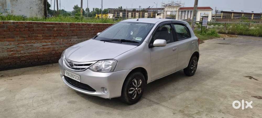 Toyota Etios Liva G Xclusive Edition, 2011, Petrol