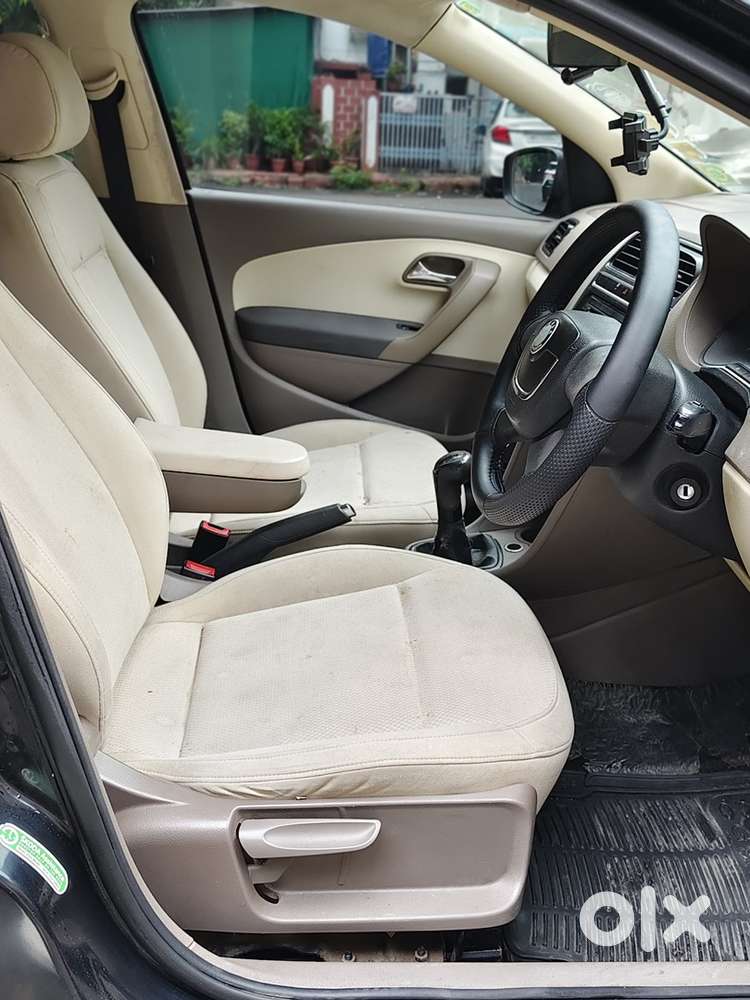 Skoda Rapid Elegance 2012