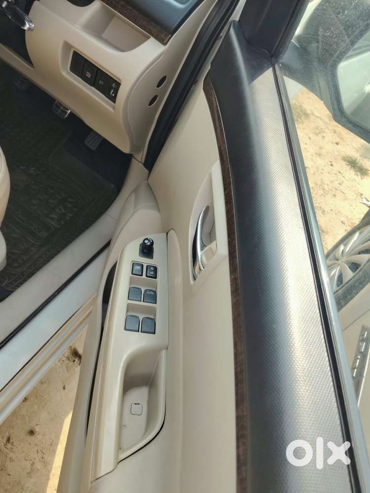Maruti Suzuki Dzire 1.2 Vxi, 2013, Petrol