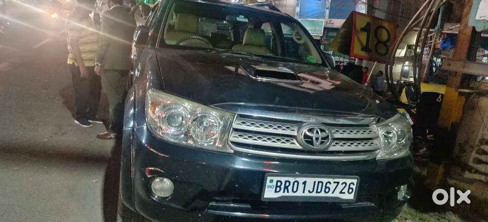 Toyota Fortuner 2011 Diesel