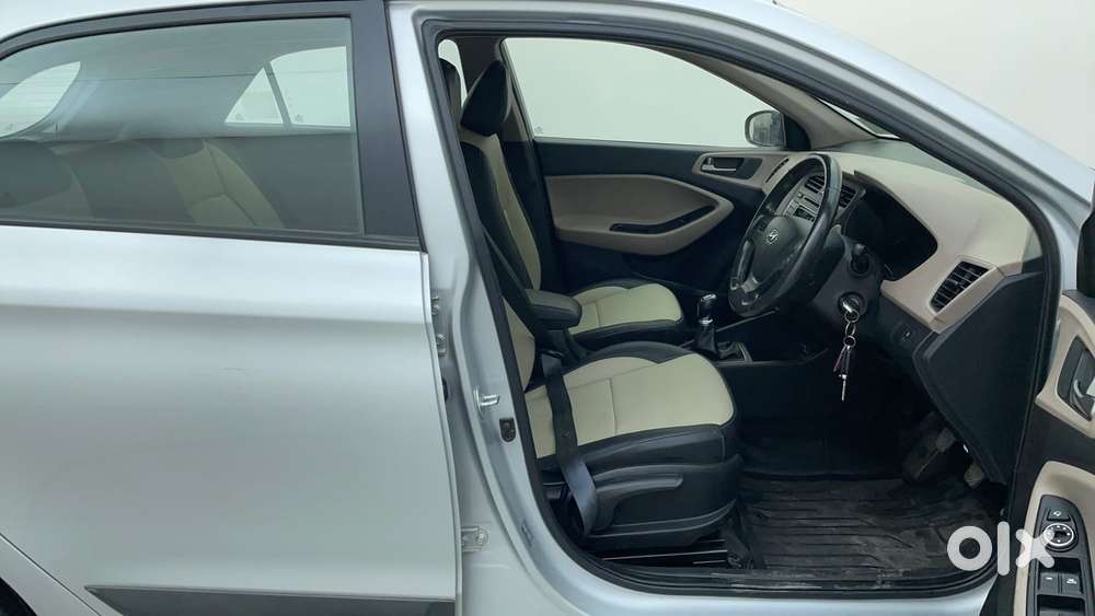 Hyundai Elite I20 [ ] 1.2 Sportz, 2015, Petrol