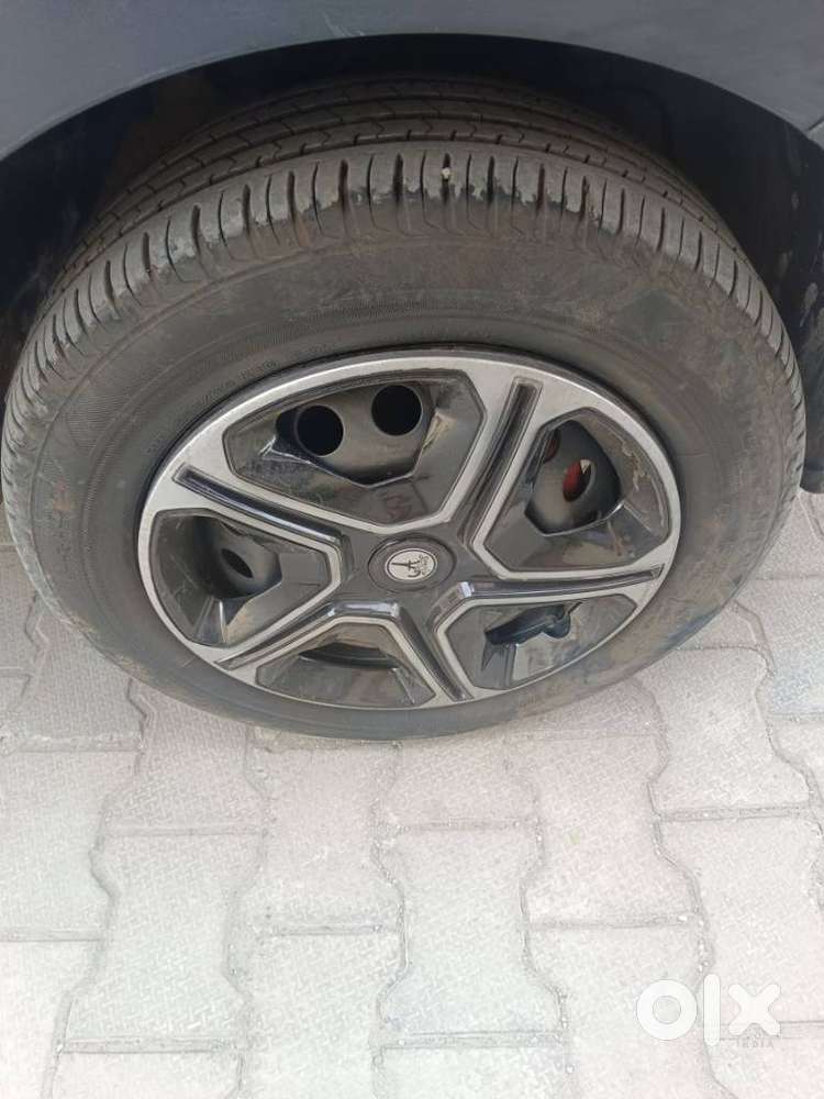 Tata Nexon 1.2 Revotron Xm, 2019, Petrol