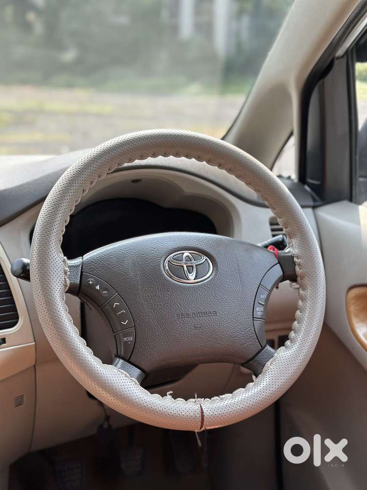 Toyota Innova 2.5 V 7 Str, 2010, Diesel