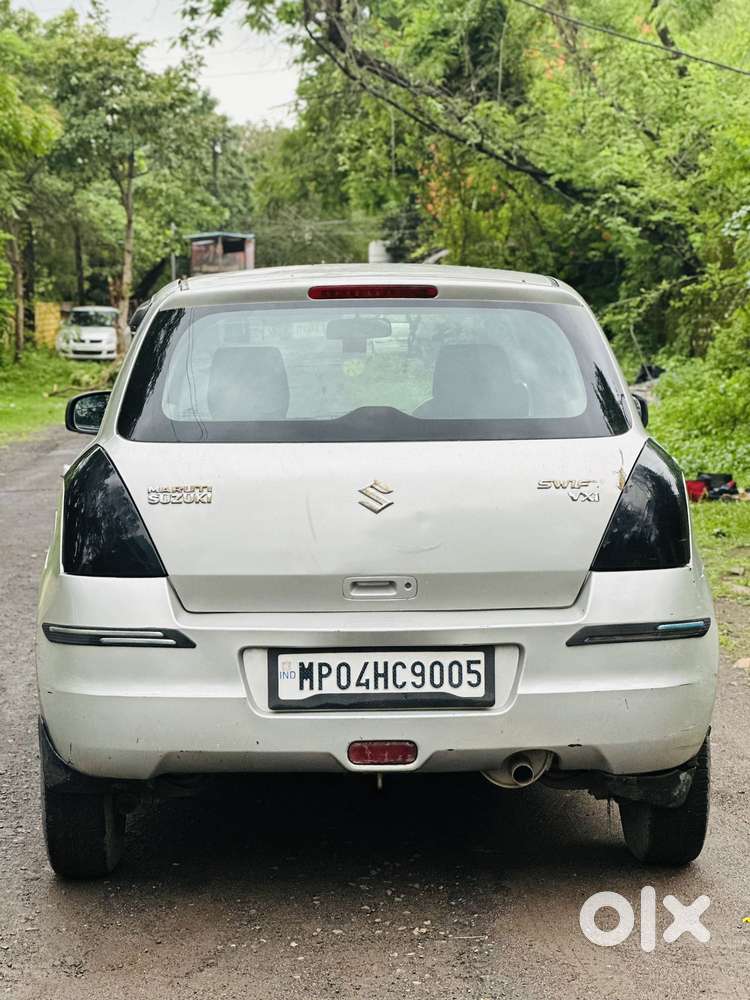 Maruti Suzuki Swift 1.3 Vxi, 2005, Petrol