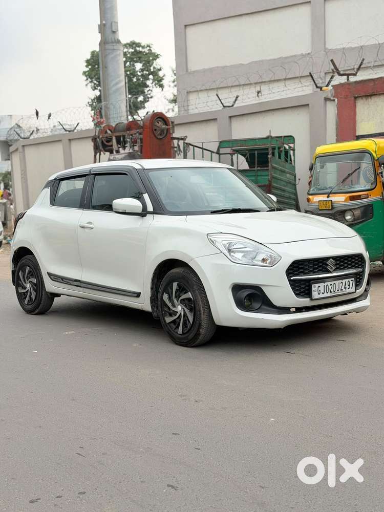 Maruti Suzuki Swift Vxi + Manual, 2021, Petrol