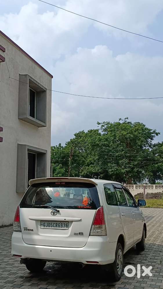 Toyota Innova Diesel 2011 Car
