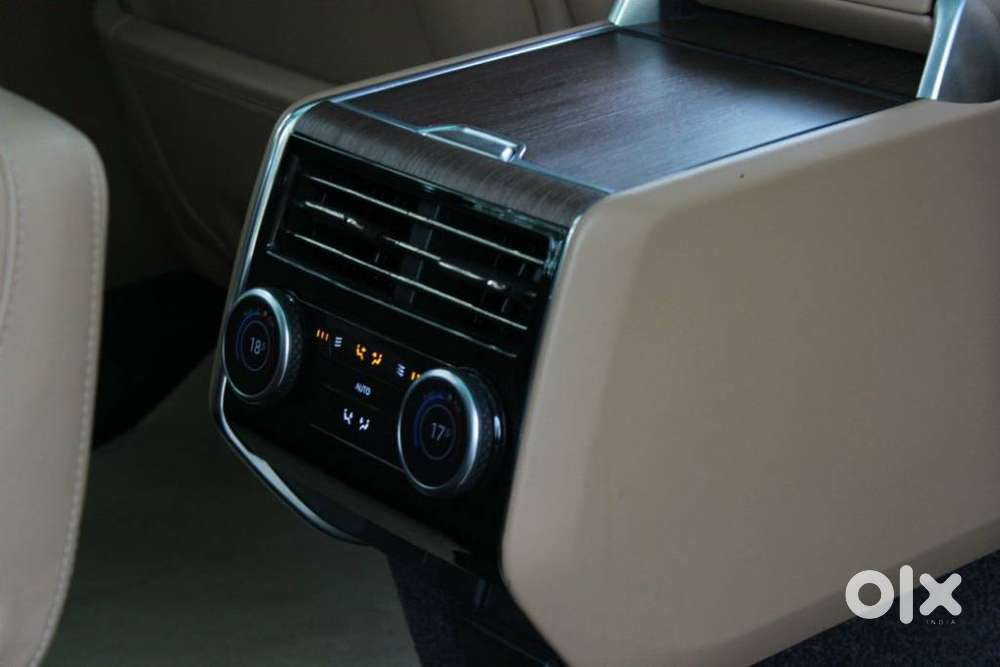 Land Rover Range Autobiography 3.0 Petrol, 2023, Petrol