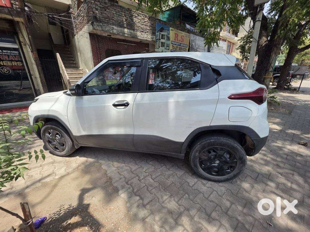 Tata Punch Pure, 2021, Petrol