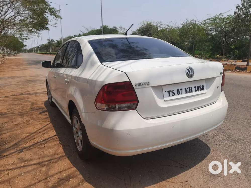 Volkswagen Vento Highline Diesel 2014