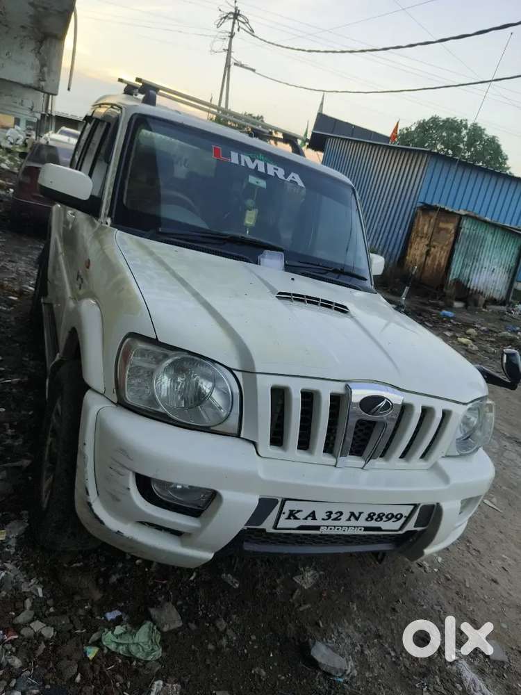 Mahindra Scorpio 2011 At