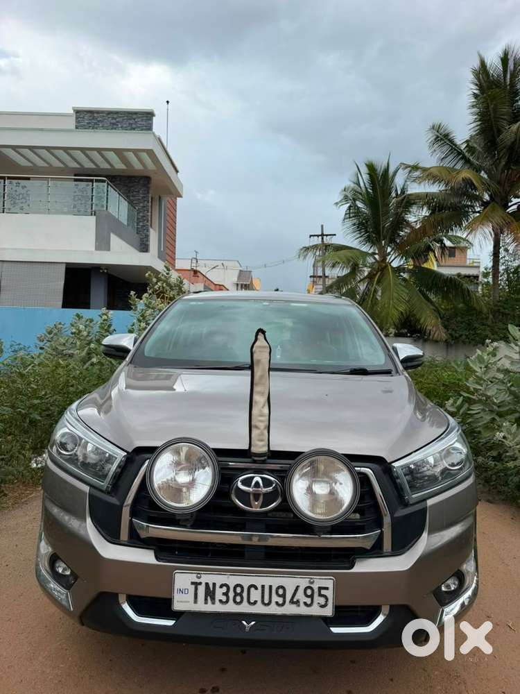 Toyota Innova Crysta 2020